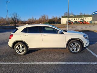 Mercedes-Benz GLA 180 Urban 90kW