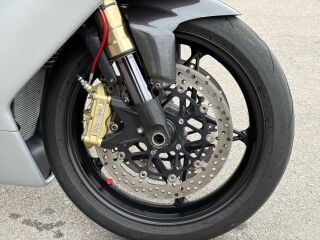 MV Agusta F4