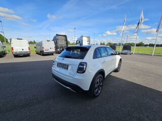 Fiat 600 Hybrid 145 Icon 1.2 107kW