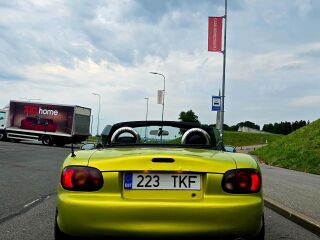 Mazda MX-5 1.6 81кВ
