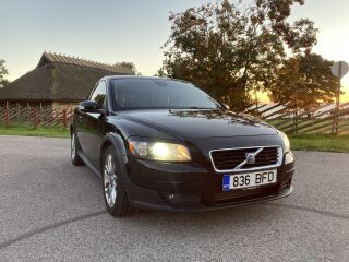 Volvo C30 2.4 I5 D5 132кВ