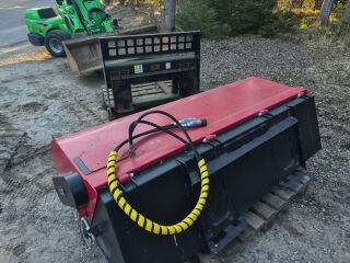 Takeuchi TVL12-V2 81kW