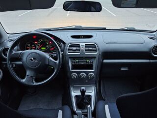 Subaru Impreza 2.0 B4 DOHC 118kW