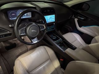 Jaguar F-Pace 2.0 177kW