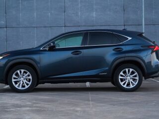 Lexus NX 300h AWD Hybrid Luxury 2.5 R4 16V 145kW