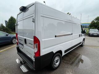 Peugeot Boxer L3H2 3.5t BlueHDi 140 AT8 2.2 103kW