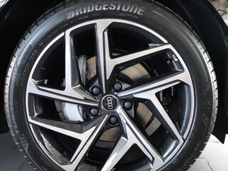 Audi Q6 e-tron S line Sportback quattro 285kW 120kW