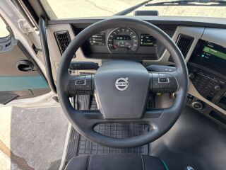 Volvo FM 330 4x2 250kW