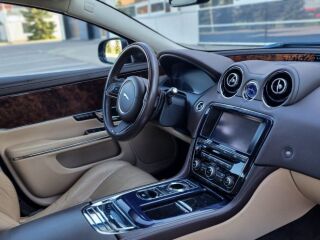 Jaguar XJ Premium Luxury 3.0 202кВ