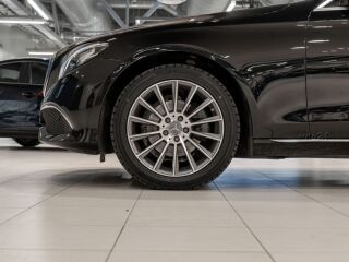 Mercedes-Benz E 220 LIMOUSINE 2.0 143kW