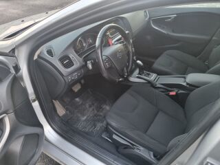 Volvo V40 1.6 84kW