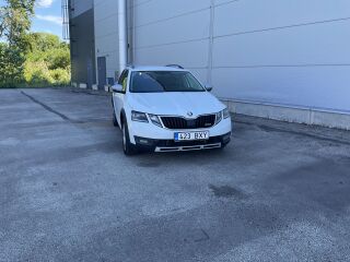 Skoda Octavia Scout 2.0 135кВ