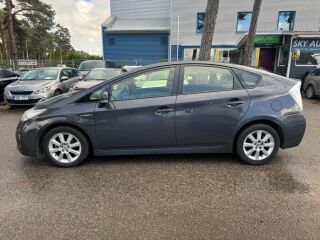 Toyota Prius 1.8 73kW