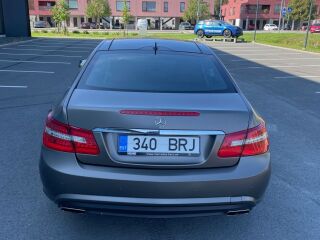 Mercedes-Benz E 500 V8 Coupe DESIGNO 5.5 285kW