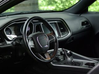 Dodge Challenger 6.4 V8 362kW