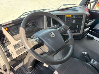 Volvo FM 370 6x2*4 278kW