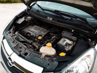 Opel Corsa 1.4 64kW