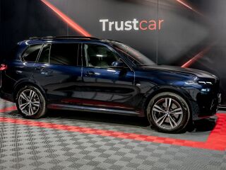 BMW X7 x-Drive40i Shadowline M-Sportpakett 3.0 280kW