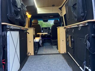 Mercedes-Benz Sprinter 2.1 120кВ