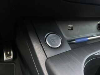 Audi A4 S-line Quattro 2.0 140кВ