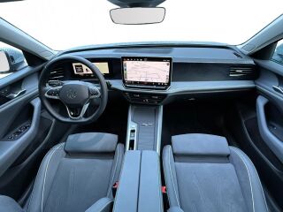 Volkswagen Passat Business 1.5 eTSI 110kW