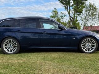 BMW 330 3.0 180kW