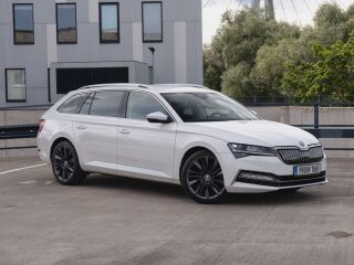 Skoda Superb Facelift 1.4 R4 115kW