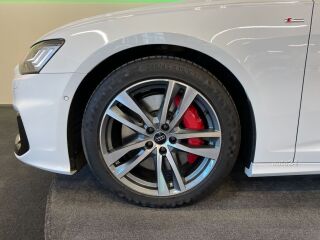 Audi A6 Avant 55TFSI e quattro S-Line Facelift 2.0 195kW