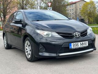 Toyota Auris 1.6 R4 97kW