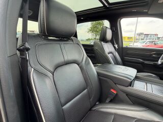 Ram 1500 Limited Night Crew Cab 5.7 V8 Hemi 395hp