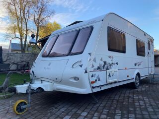Elddis Avante 556