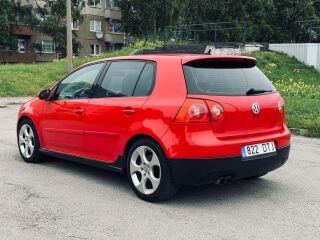 Volkswagen Golf GTI 2.0 R4 147kW