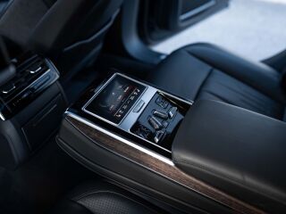 Audi A8 50 TDI Quattro 3.0 V6 210кВ