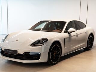 Porsche Panamera 4s 2.9 324кВ