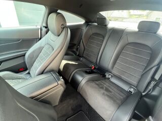 Mercedes-Benz C 220 4-Matic AMG Coupe 2.0 143kW