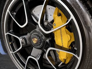 Porsche 911 Turbo S 3.7 478kW