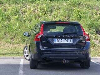 Volvo V60 D3 Summum 2.0 R5 120кВ