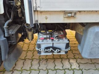 Toyota Dyna 2.5 65кВ
