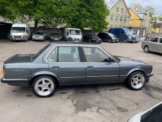 BMW 325 3.0 300kW