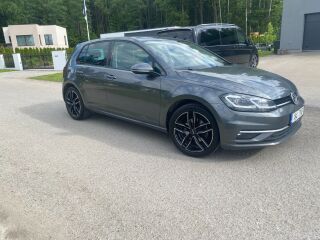 Volkswagen Golf 1.4 92кВ