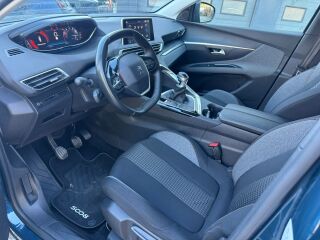 Peugeot 5008 Active 1.2 96kW
