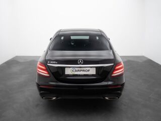 Mercedes-Benz E 300 e AMG PHEV 2.0 235kW