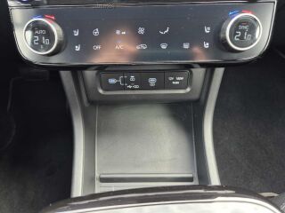 Hyundai Tucson Premium 1.6 T-GDI 118кВ
