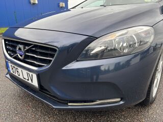 Volvo V40 SUMMUM 2.0 D4 140кВ