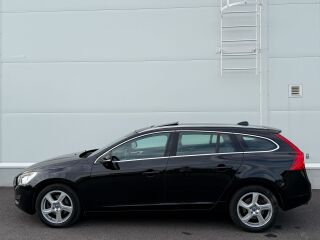 Volvo V60 SUMMUM D3 2.0 120kW