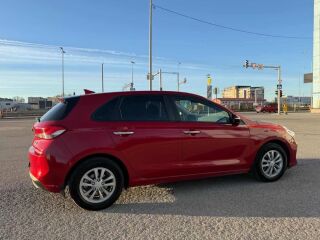 Hyundai i30 Comfort 1.6 100кВ