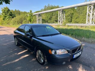 Volvo S60 Momentum D5 2.4 120kW