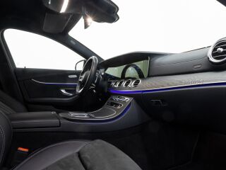 Mercedes-Benz E 200 T AMG Line 2.0 145kW