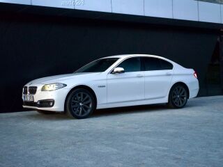 BMW 520 Luxury Line LCI EDC 2.0 135kW