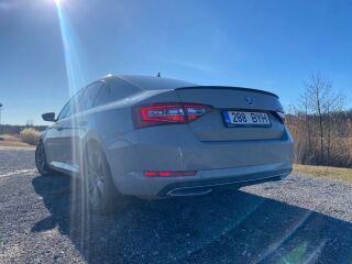 Skoda Superb sportline 1.4 110kW